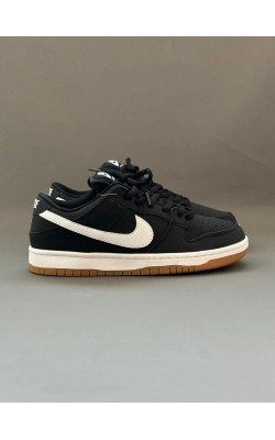 Nike Dunk Low siyah-beyaz